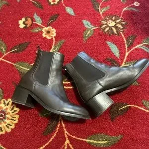 Aquatalia Shoes Aquatalia Jemma Waterproof Leather Chelsea Boots Size 7 Poshmark